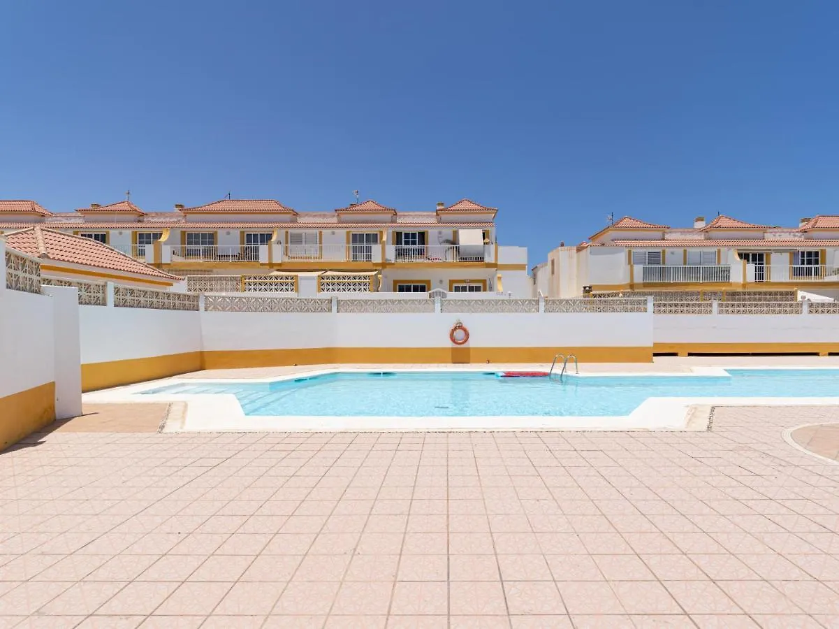 Homeforguest Two Bedroom Apartment With Pool And Terrace contacts